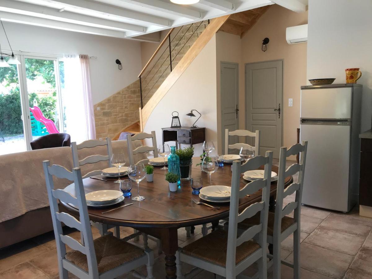 Villa Mas Viala à Vauvert Extérieur photo